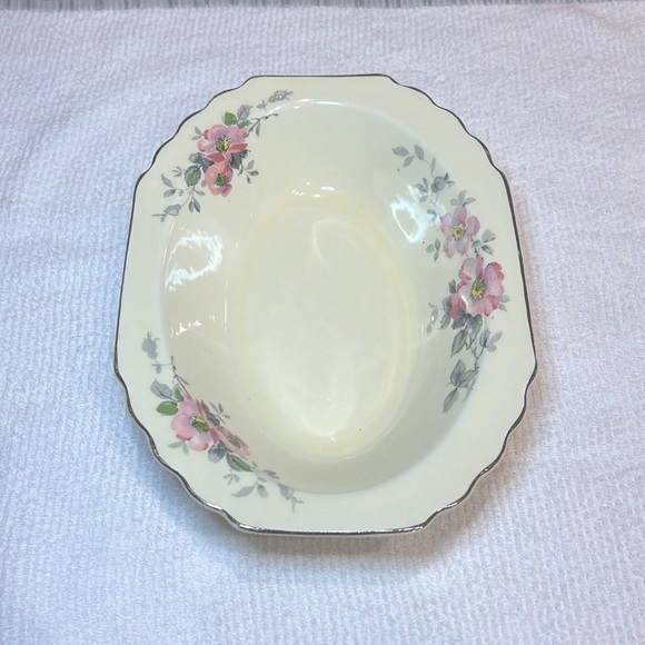 W.S.George Vintage 1940’s Blossoms Serving Dish/Bowl 9.1/4”x7”x2” Silver-Pink - Picture 2 of 13